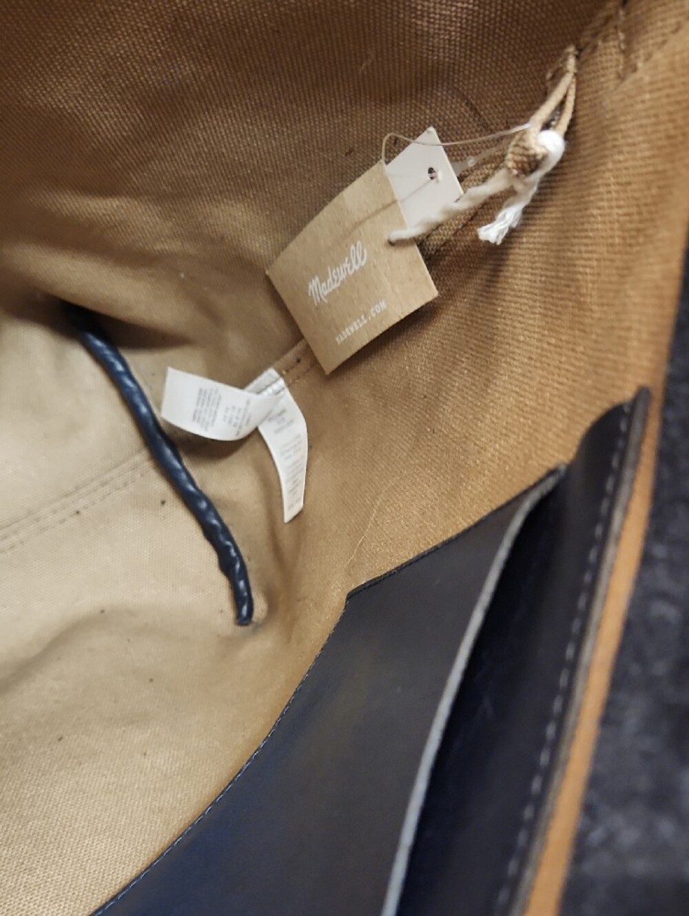 Madewell The Essential Black  Suede Everyday Bucket Tote Nwt - Picture 7 of 11
